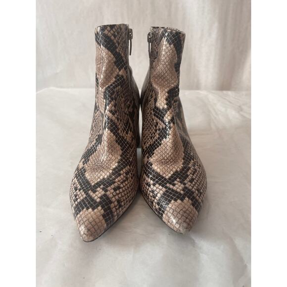 Marc Fisher Snake Print Black Brown Cream Side Zip Bootie Size 8 Women’s - Picture 5 of 9
